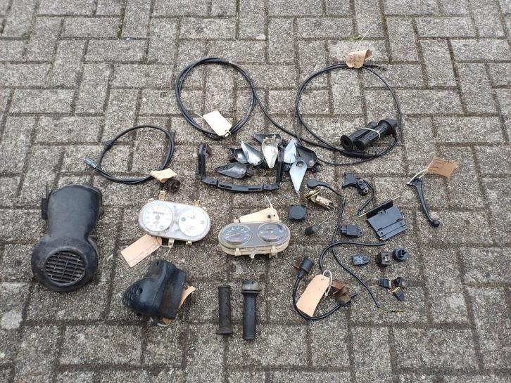 Peugeot buxy zenith speedak onderdelen, Fietsen en Brommers, Brommeronderdelen | Scooters, Gebruikt, Peugeot, Carburateur, Ophalen of Verzenden