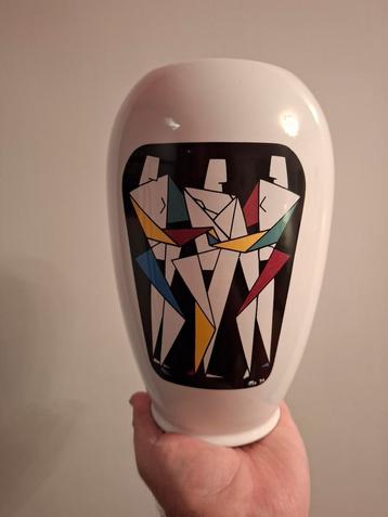 Kunst vaas marjo van Soest memphis design vibe  beschikbaar voor biedingen