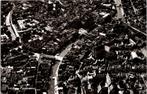 Leiden - Panorama luchtfoto, Verzamelen, Ansichtkaarten | Nederland, Verzenden, 1940 tot 1960, Ongelopen, Zuid-Holland