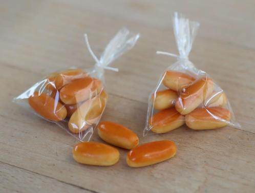 Zachte puntjes of amandelbroodjes in zakjes van 6 stuks., Verzamelen, Poppenhuizen en Toebehoren, Nieuw, Gebruiksvoorwerp, Ophalen of Verzenden