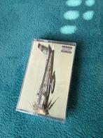 Eminem - Kamikaze Cassette Limited Edition Red, Ophalen, 1 bandje, Nieuw in verpakking, Onbespeeld