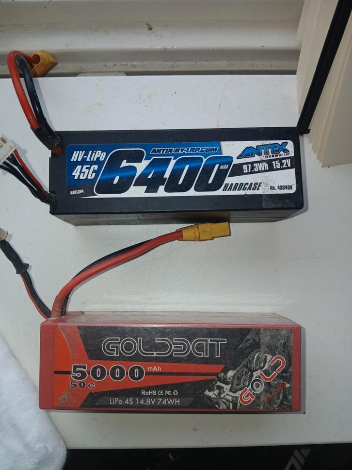2x 4S Lipo Accu's - 6400mAh & 5000mAh - XT90 en LADER!!, Hobby en Vrije tijd, Modelbouw | Auto's en Voertuigen, Ophalen of Verzenden