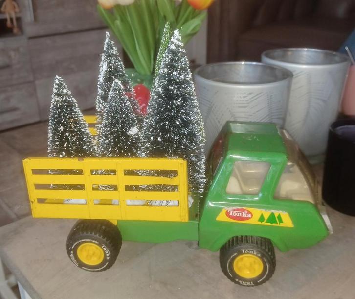 Tonka kerst blikken kiepwagen Kerstbomen vrachtwagen, Antiek en Kunst, Antiek | Speelgoed, Ophalen of Verzenden