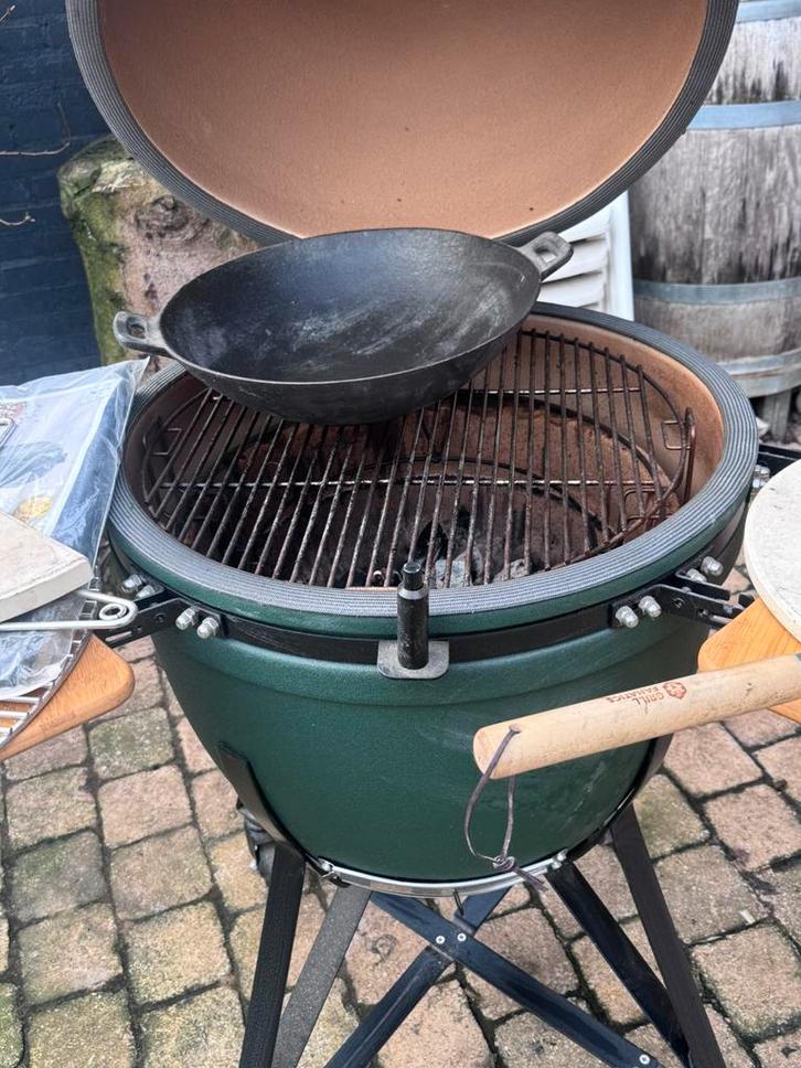 Urban Chef kamado barbecue Large groen, Tuin en Terras, Houtskoolbarbecues, Zo goed als nieuw, Ophalen