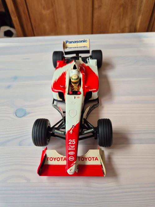 F1 Toyota TF102 - Allan McNish - 2002 1:18, Hobby en Vrije tijd, Modelauto's | 1:18, Gebruikt, Auto, Overige merken, Ophalen