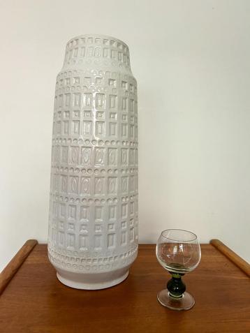 XL vintage west germany vaas wit beschikbaar voor biedingen