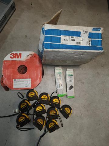 Nieuwe Rollen schuurpapier beschikbaar voor biedingen