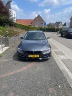 BMW 3-Serie 3.0 330D Xdrive Touring AUT 2013 Grijs, Auto's, BMW, Automaat, Stof, 1800 kg, Zwart