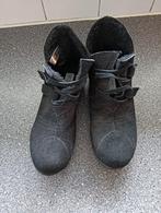 Warme lage Boots 42, Bonprix, Zwart, Lage of Enkellaarzen, Nieuw