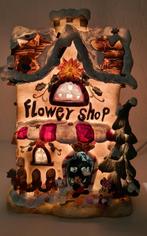 Leuk kersthuis met minnie,mickey,aristocats., Ophalen of Verzenden, Mickey Mouse, Zo goed als nieuw, Beeldje of Figuurtje