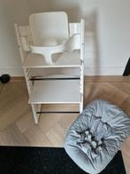 Witte stokke tripp trapp / trip trap + babyset en newborn, Ophalen of Verzenden, Gebruikt, Meegroeistoel, Stoelverkleiner
