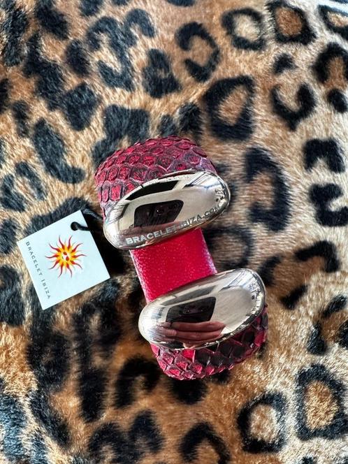 Bracelet Ibiza (outlet) Python Zwart/Rood 30mm, Sieraden, Tassen en Uiterlijk, Armbanden, Nieuw, Zilver, Rood, Verzenden