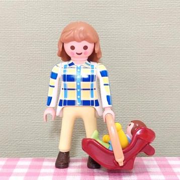 Playmobil Special 4668 moeder met baby in maxi cosi figuur  beschikbaar voor biedingen