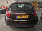 Peugeot 208 1.2 VTi Envy/ Navigatie/ PDC/ Dealer Onderhouden, Auto's, Peugeot, Voorwielaandrijving, Euro 5, Gebruikt, 1199 cc