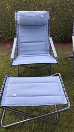 2 loungestoelen met voetenbank, 1groene en 1 blauwe set., Caravans en Kamperen, Kampeermeubelen, Ophalen of Verzenden, Zo goed als nieuw