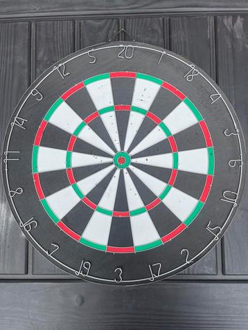 Dartboard beschikbaar voor biedingen