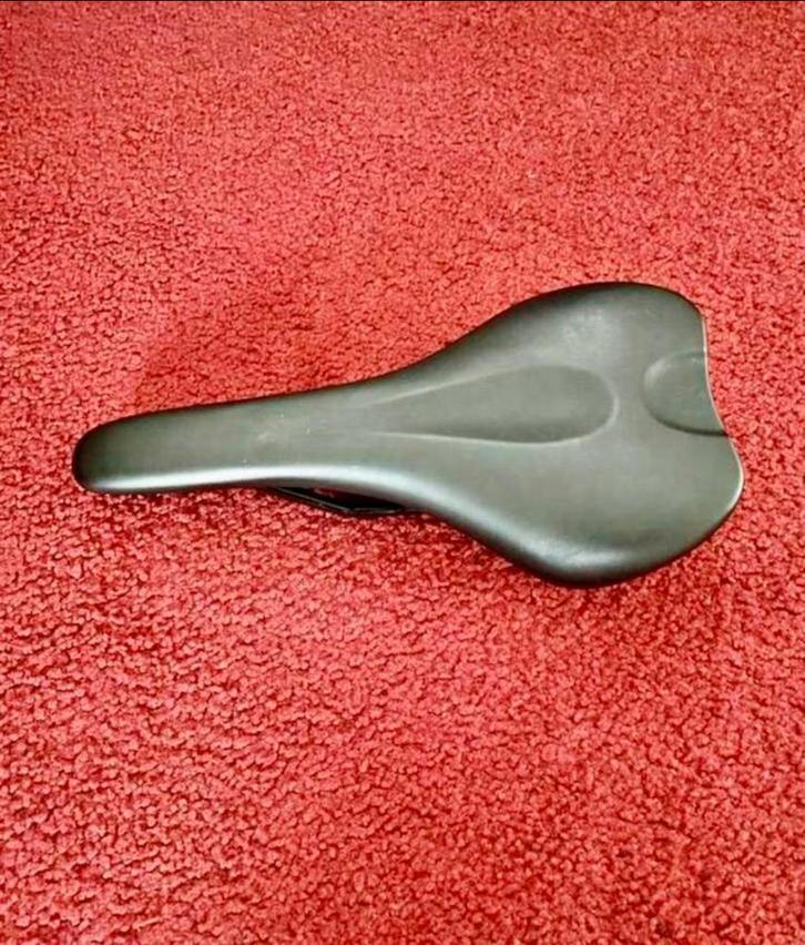 Ergon SFC3 zadel- ergonomisch zadel maat Small, Fietsen en Brommers, Fietsonderdelen, Zo goed als nieuw, Algemeen, Zadel, Ophalen of Verzenden