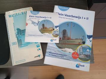 Cursusboek klein vaarbewijs 1 en 2 met dvd en wateralmanak beschikbaar voor biedingen