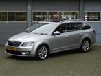 Skoda Octavia Combi 1.0 TSI 116PK Automaat Ambition Business, Auto's, Gebruikt, Euro 6, 630 kg, Grijs