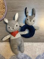 Ikea konijntjes: rammelaar en knijp knuffel (baby), Ophalen of Verzenden, Zo goed als nieuw, Overige typen