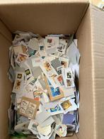 Doos met 4,5 kilo postzegels van Duitsland, Ophalen of Verzenden