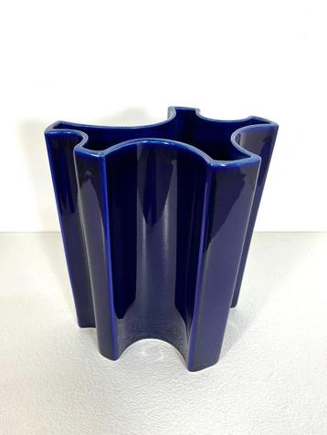 vaas van Angelo Mangiarotti,Fratelli Brambilla Milano, 1968 beschikbaar voor biedingen