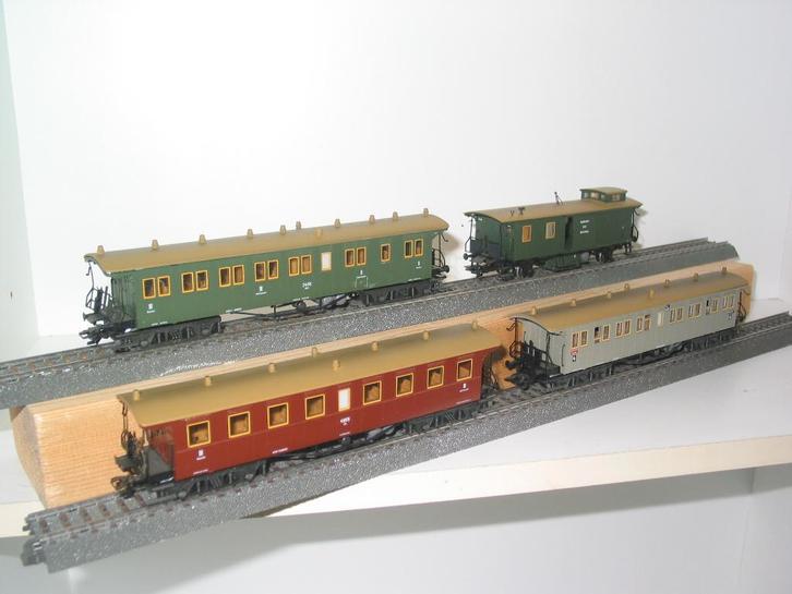 Märklin 4210+4211+4212+4214 - sneltreinrijtuigen K.W.St.E, Hobby en Vrije tijd, Modeltreinen | H0, Zo goed als nieuw, Wagon, Wisselstroom