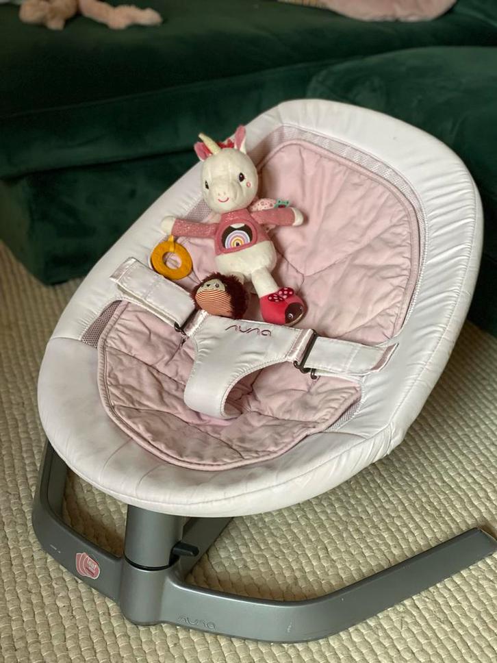 Nuna Leaf Grow wipstoel - Roze/Pink, Kinderen en Baby's, Kinderstoelen, Zo goed als nieuw, Meegroeistoel, Gordel(s), Ophalen of Verzenden