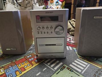 Stereo sharp beschikbaar voor biedingen
