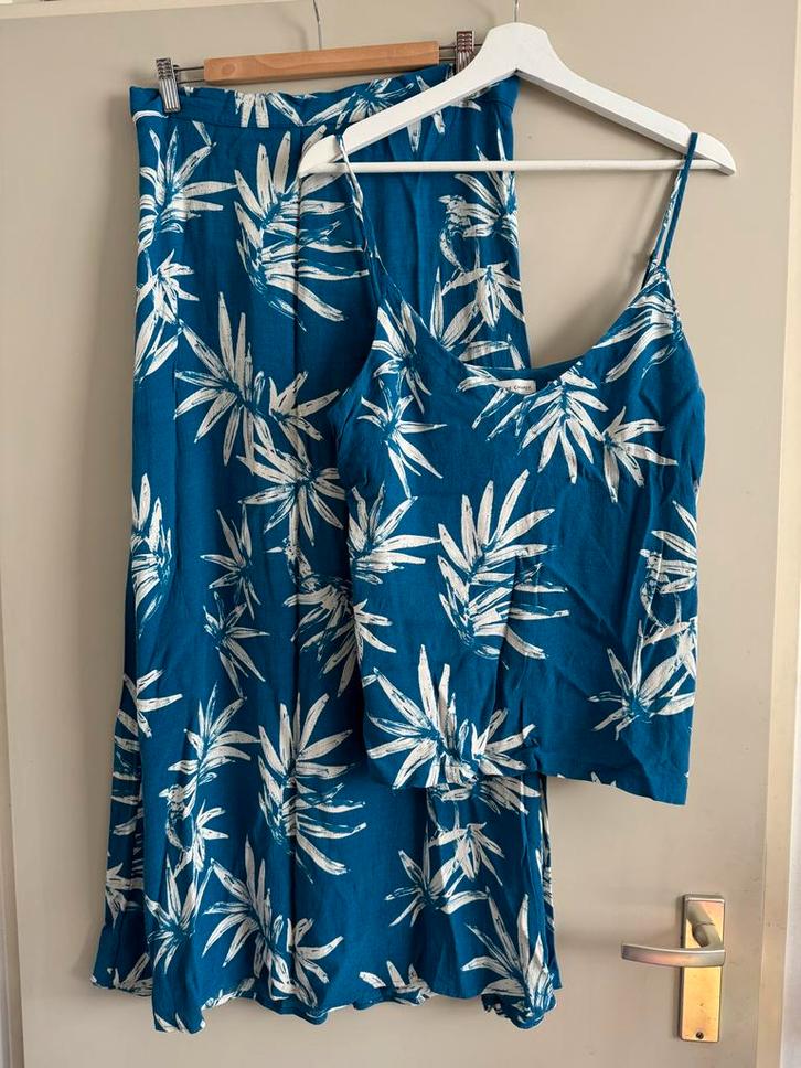 Fabienne Chapot Set: Top Lora & Rok Sina - Blauw/Wit, Kleding | Dames, Rokken, Zo goed als nieuw, Maat 42/44 (L), Blauw, Onder de knie