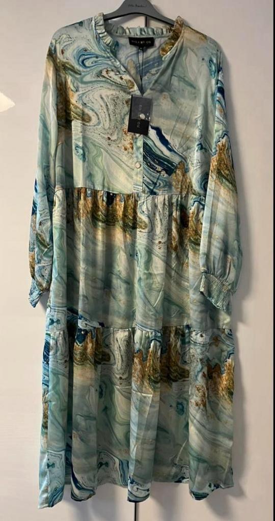 No.1 by ox jurk maat M nieuw, Kleding | Dames, Jurken, Nieuw, Maat 38/40 (M), Blauw, Onder de knie, Ophalen of Verzenden