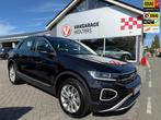 Volkswagen T-ROC 1.5 TSI Style Automaat RIJKLAAR!, Auto's, 12 maanden, 4 cilinders, Alcantara, Zwart