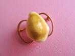 jwg Vintage 50s 60s design schelp broche geel goud verguld, Verzenden, Overige materialen, Broche, Verguld
