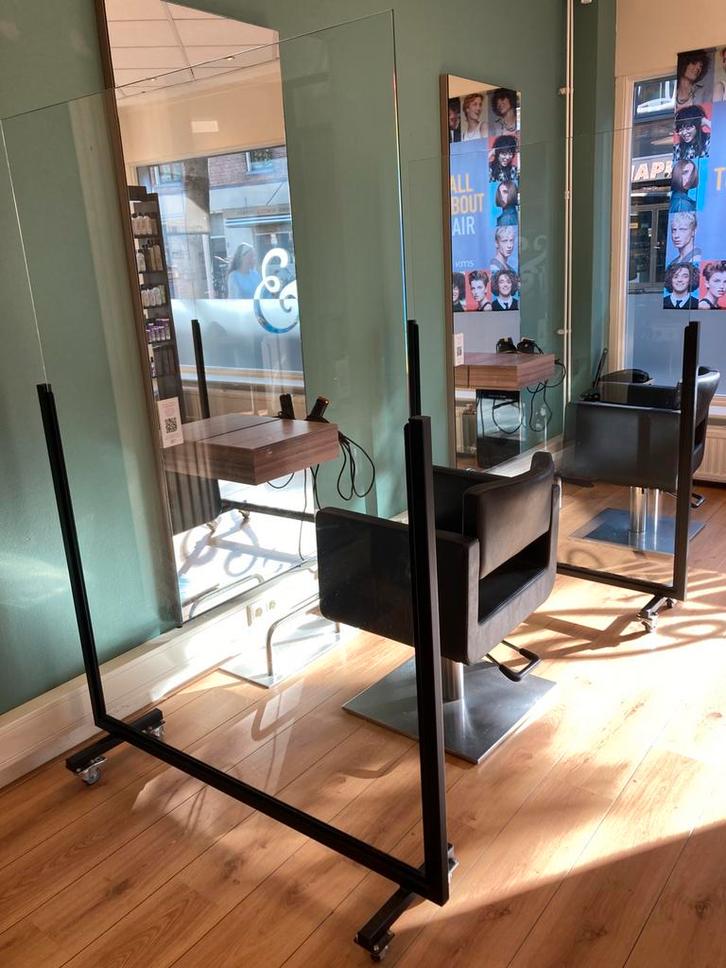 1 scherm met veiligheidsglas, Huis en Inrichting, Woonaccessoires | Kamerschermen, Zo goed als nieuw, Ophalen