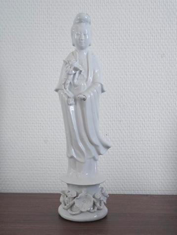 Vintage Chinees porselein beeld Guanyin Kwan Yin 30 cm   beschikbaar voor biedingen