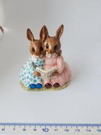 Beeld van 2 konijnen Bunnykins "Storytime", Verzamelen, Beelden en Beeldjes, Ophalen of Verzenden, Zo goed als nieuw
