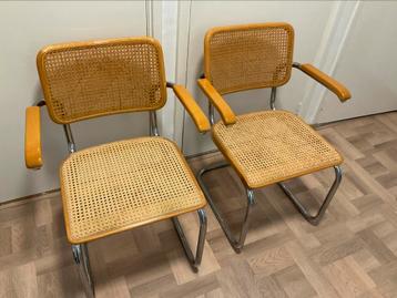 Thonet 83, Marcel Breuer, 2 stuks met armleuning beschikbaar voor biedingen