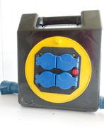 CEE verlengkabel met 4 extra randaarde contacten, Ophalen, Gebruikt