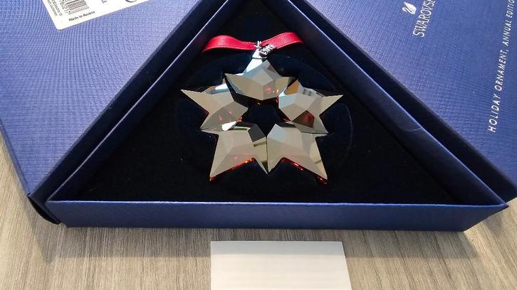 Swarovski Kerstster 2019! Golden Shadow SCS! NIEUW!, Verzamelen, Swarovski, Nieuw, Figuurtje, Ophalen of Verzenden