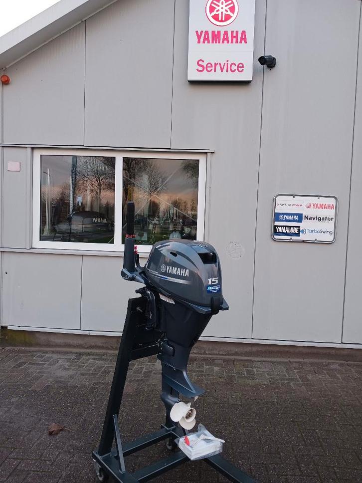 bijna nieuwe yamaha 15 pk kortstaart, Watersport en Boten, Buiten- en Binnenboordmotoren, Nieuw, Benzine, Buitenboordmotor, 10 tot 30 pk