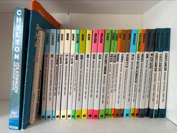 Autovraagbaken diverse autoboeken beschikbaar voor biedingen