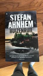 Stefan Ahnhem - Huizenruil, Stefan Ahnhem, Ophalen of Verzenden, Zo goed als nieuw, Nederland