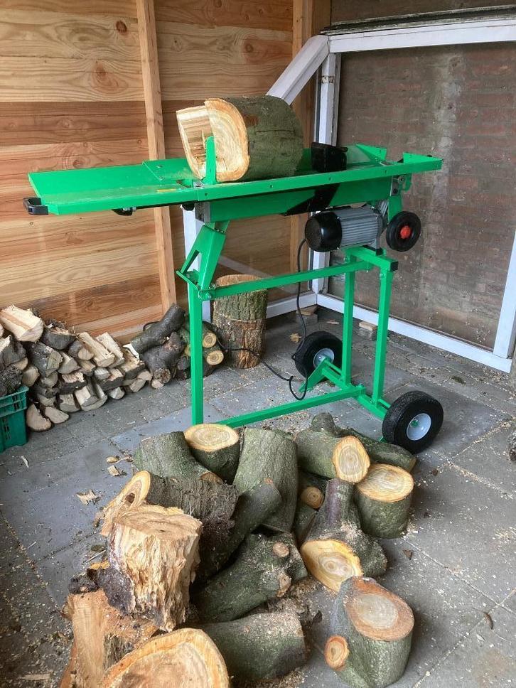 Houtklover te huur, Tuin en Terras, Kloofmachines, Gebruikt, Liggend, Elektrisch, Ophalen of Verzenden