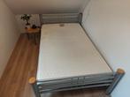 Stalen bedframe + matras 120cm*200, Huis en Inrichting, Slaapkamer | Bedden, Ophalen, Beige, Twijfelaar, 120 cm