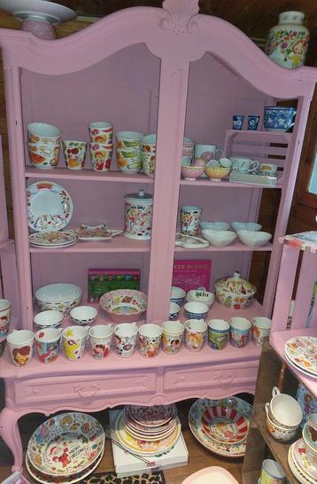 Blond Amsterdam  beschikbaar voor biedingen