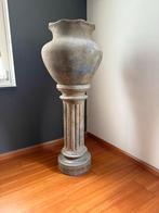 Aardewerk/Terra Cotta Zuil met Vaas/Pot - 116cm Hoog, Huis en Inrichting, Ophalen, Zo goed als nieuw