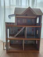 Schitterend poppenhuis met lift!, Ophalen, Zo goed als nieuw, Poppenhuis
