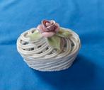 Porseleinen mandje Capodimonte Italie., Antiek en Kunst, Ophalen of Verzenden