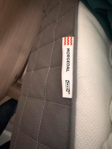 Ikea Malm bed 160x200 - incl. lattenbodem + matras - afbeelding 5