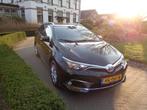 TOYOTA Auris 1.8 Hybrid 136pk CVT Executive, bij Toyota spec, 28 km/l, Gebruikt, Zwart, Origineel Nederlands